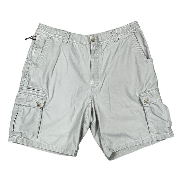 Woolrich Khaki Cargo Shorts Size 40 Waist - Picture 1 of 4